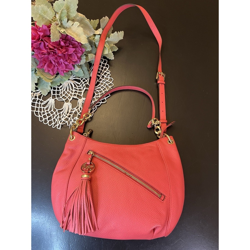 Michael Kors NWT Watermelon Coral Leather Tassle Charm Shoulder Handbag As‎ Is
